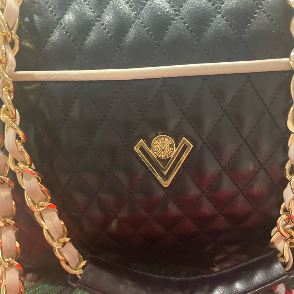 Beautiful Valentino Orlando Leather bag - Picture 5 of 13